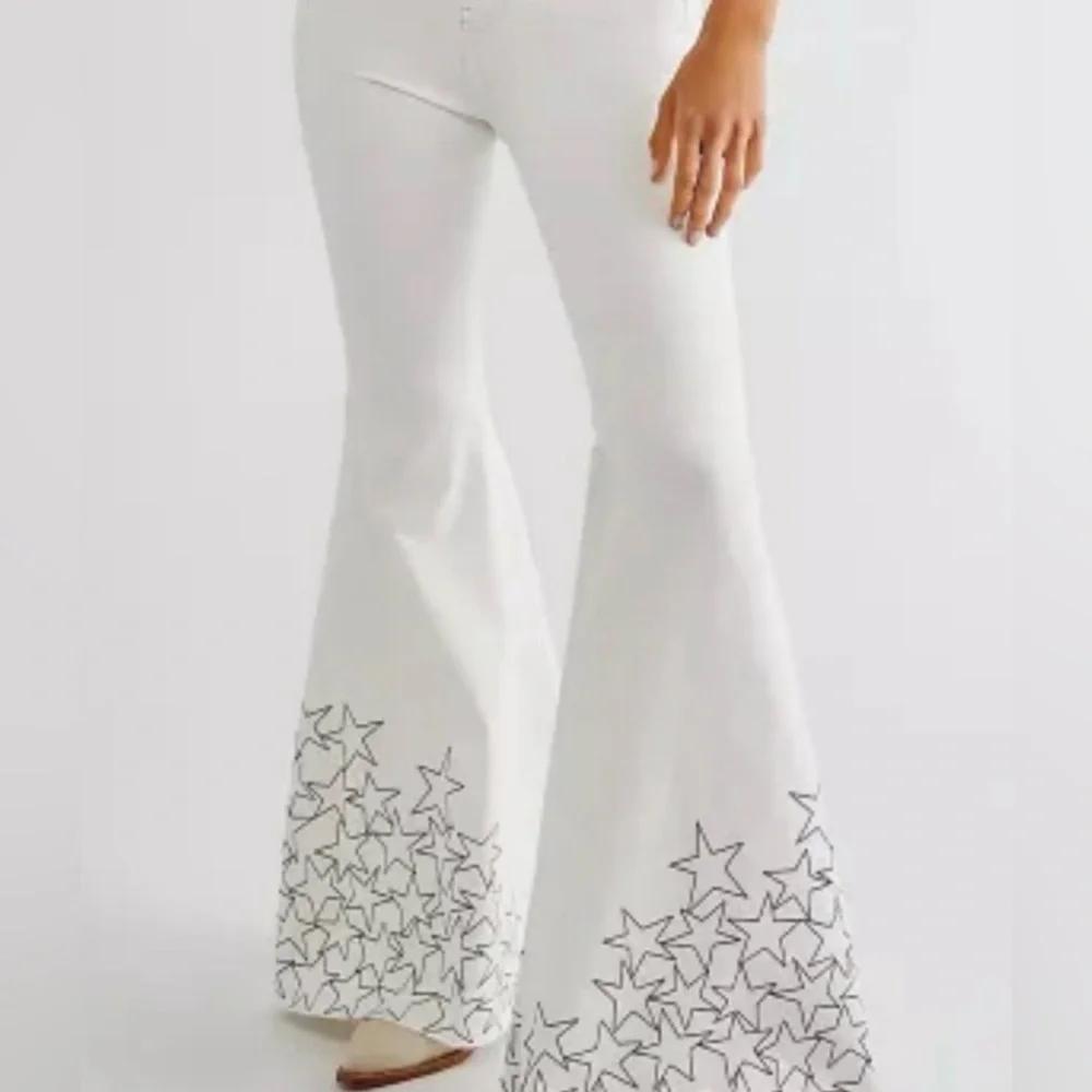 Free People x Zandra Rhodes Just Float On Flare Jeans, Sz 33 NWOT